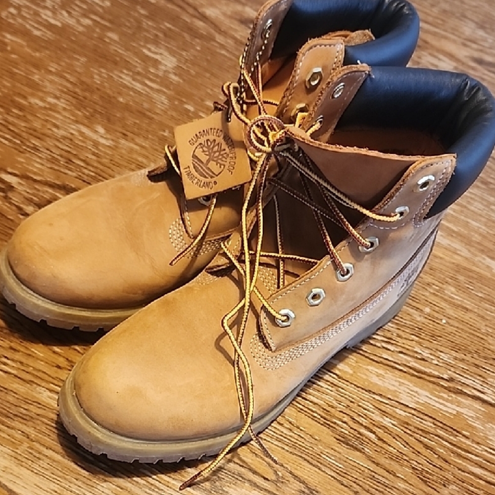 Timberland Tan Lace Up Boots for Women